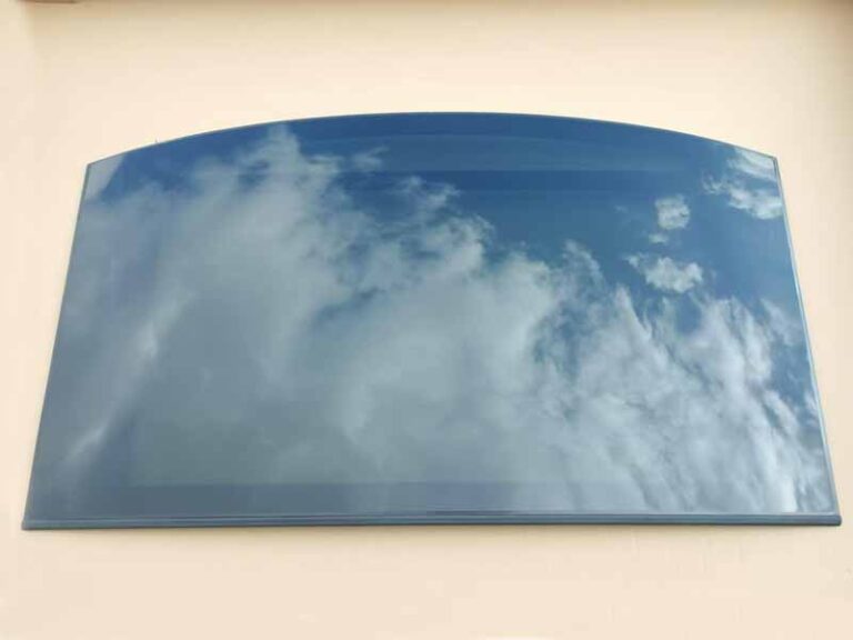 The Common Issues for Car Roof Window Replacement