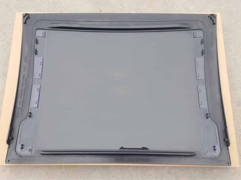  A Buyer’s Guide to Custom Automotive Sunroof Glass Manufacturers in China