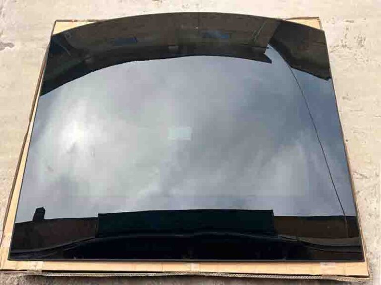 OEM vs Aftermarket Sunroof Suppliers: What’s the Difference?